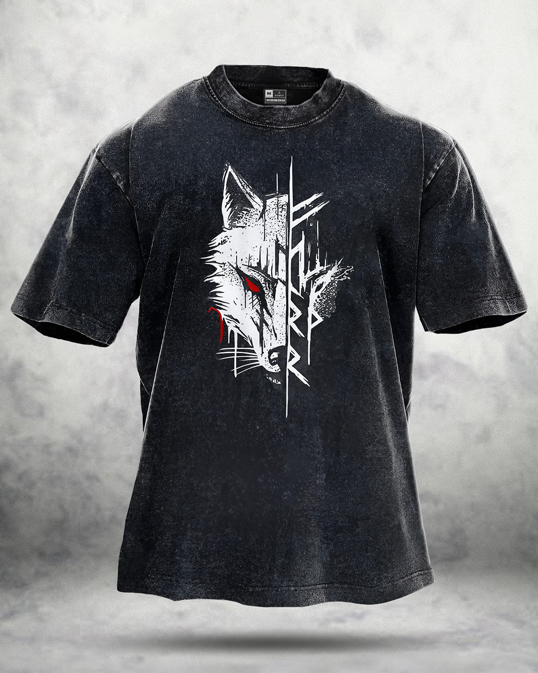 T-SHIRT LAVÉ À L'ŒIL ROUGE DE LOUP